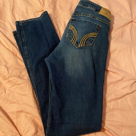 size 9 hollister jeans